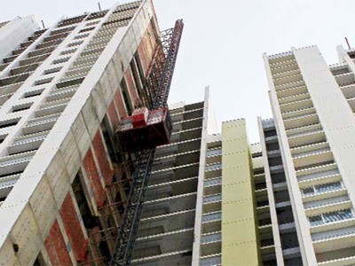 DN bất động sản với bài toán tồn tại